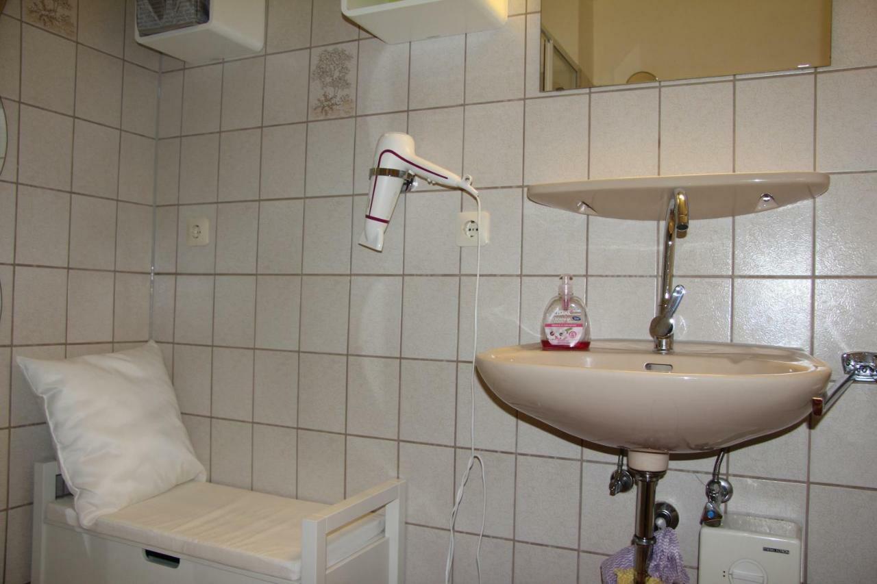 Kleine Seenadel Dornumersiel Ngoại thất bức ảnh